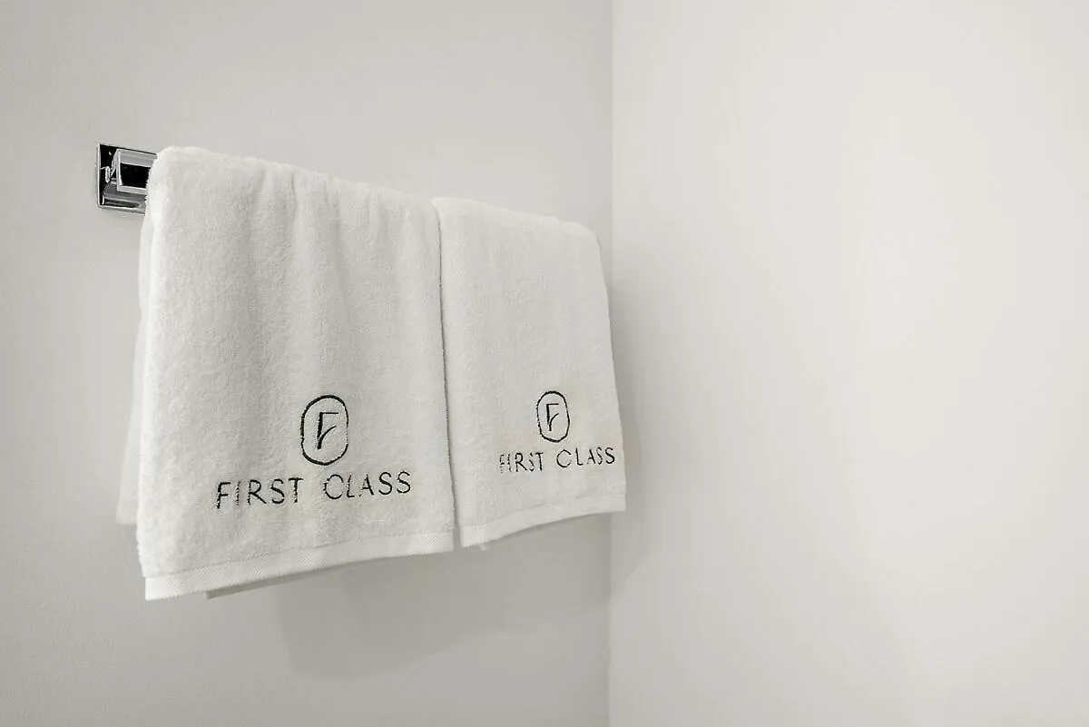 First Class 2Br Upscale Duplex Living Dubai 0*,