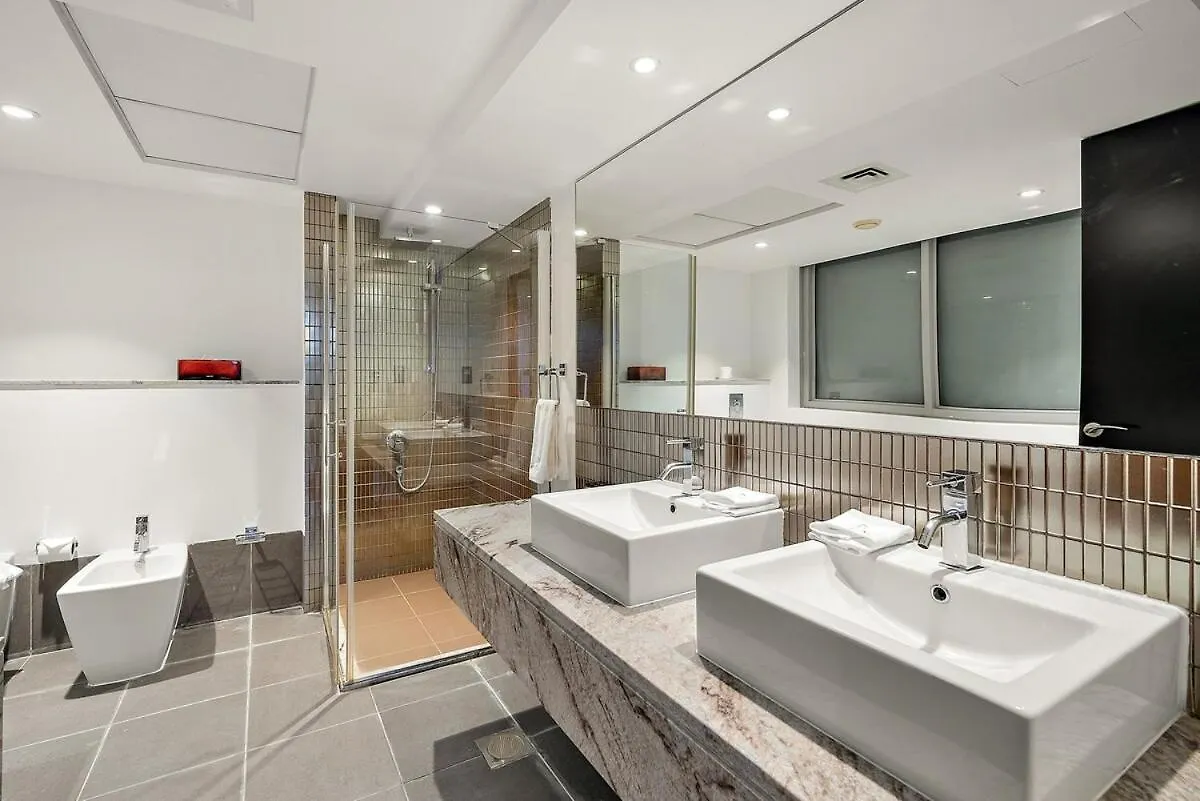 Apartment First Class 2Br Upscale Duplex Living Dubai
