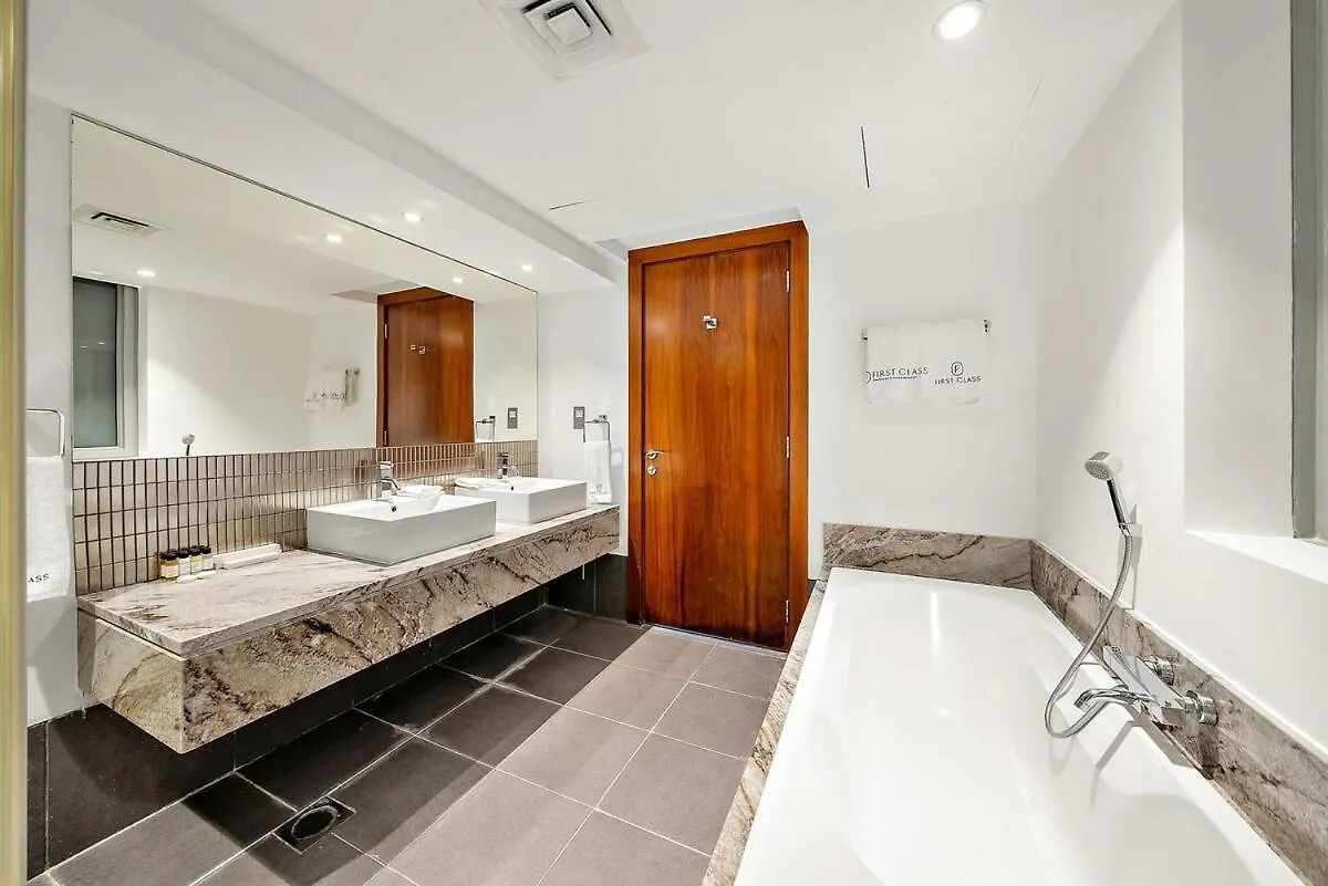 First Class 2Br Upscale Duplex Living Dubai Apartment