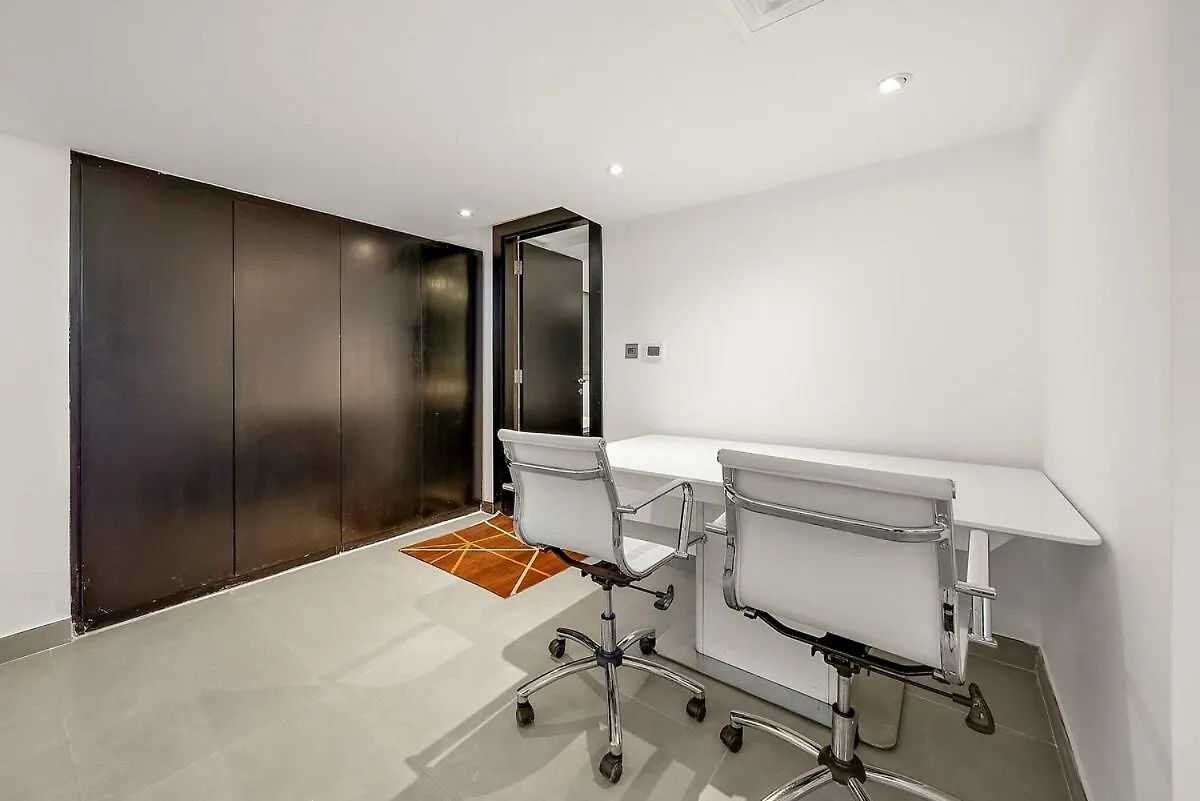 First Class 2Br Upscale Duplex Living Dubaj Egyesült Arab Emírségek